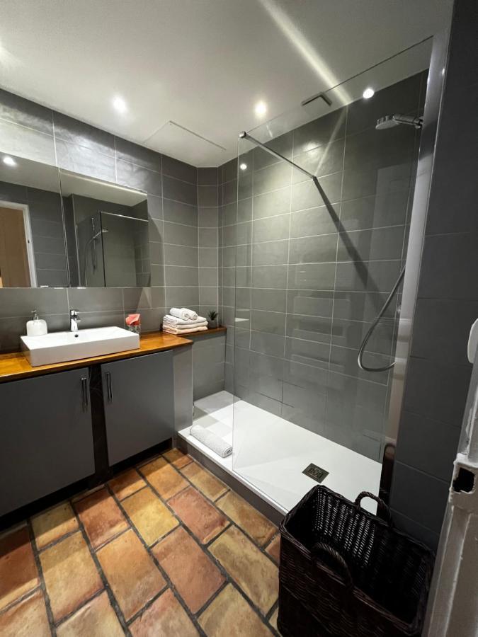 Nice Grand Appartement Face Jardin Bagian luar foto